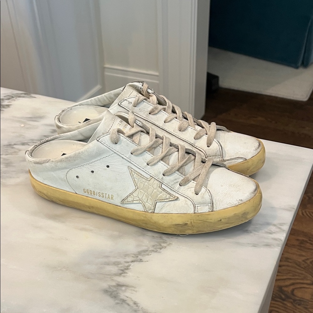 Authentic Golden Goose Sneakers size 39